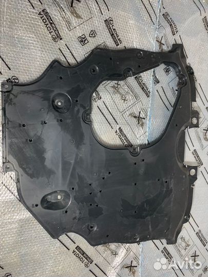 Пыльник двигателя Toyota Rav4 XA50 2018