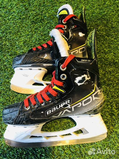 Коньки хоккейные 