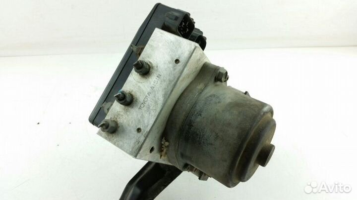 Блок abs Toyota Hiace LXH12 2LT 1998