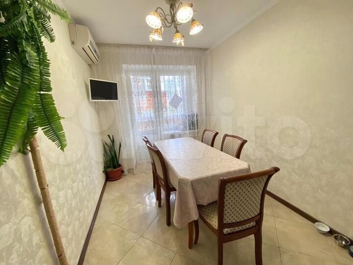 3-к. квартира, 88 м², 3/6 эт.