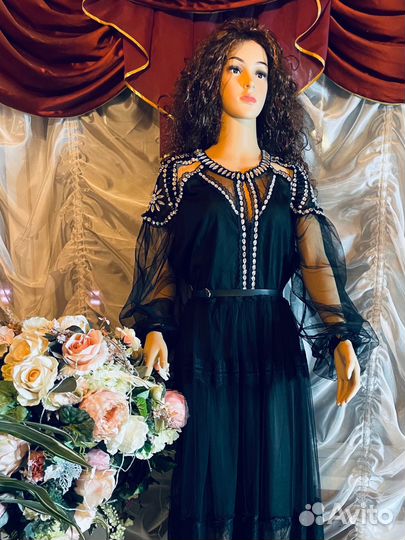 Вечернее платье