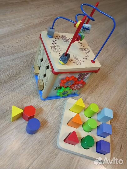 Развивающие игрушки для малышей