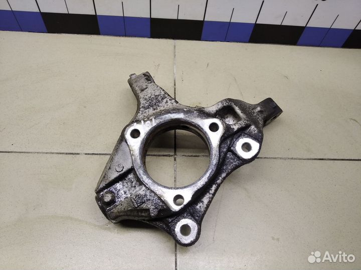 Кулак поворотный передний правый Astra J 2010