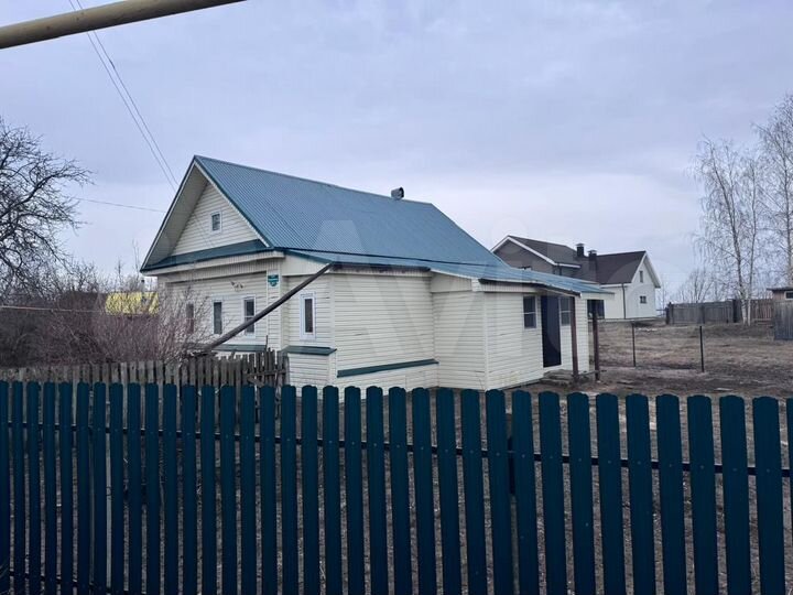 Дом 49,8 м² на участке 9 сот.