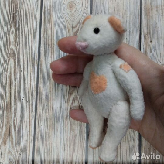 Мягкая игрушка белый мишка в ладошку