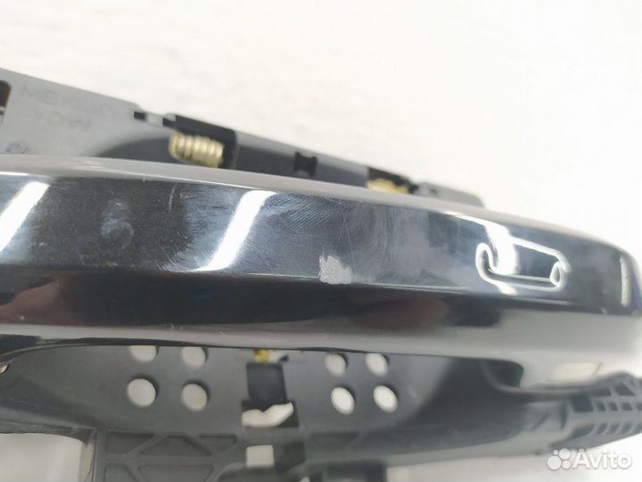 Б/У Ручка наружная Англия Царапины 80AB837811 VAG