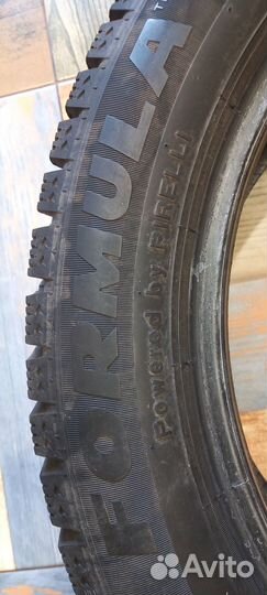 Pirelli Formula Ice 215/50 R17 95T