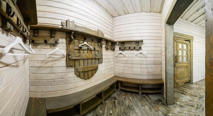 Коттедж 390 м² на участке 10 сот.