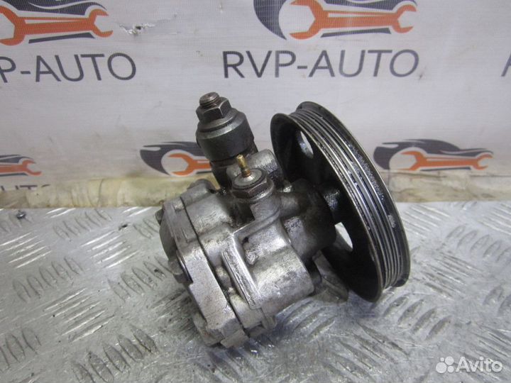 Насос гидроусилителя Mazda Xedos-6 1.6 1992-1999