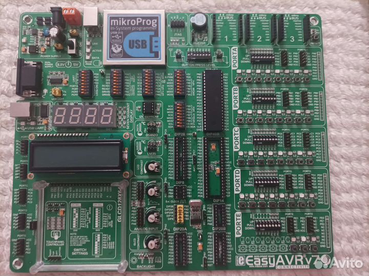 Отладочная плата easy avr v7