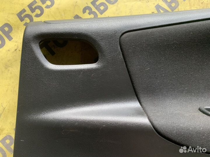 Обшивка двери задней правой Peugeot 207
