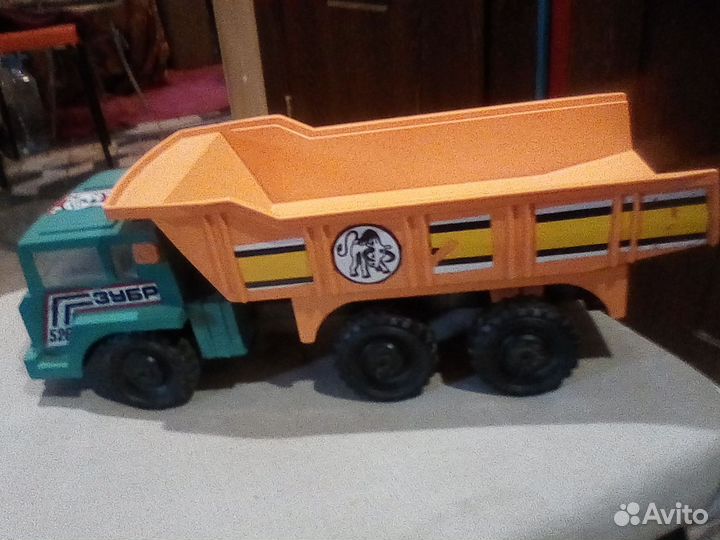 Самосвал СССР зубр 526 грузовик