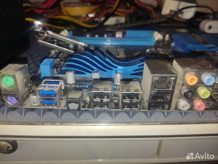 Материнская плата 1155