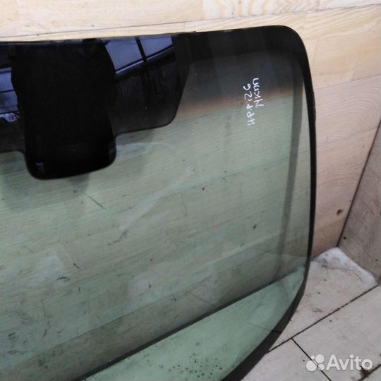 Стекло лобовое Nissan Primera P12