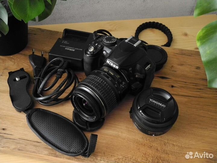 Nikon d3100 + nikkor 18-55mm + yongnuo 40mm