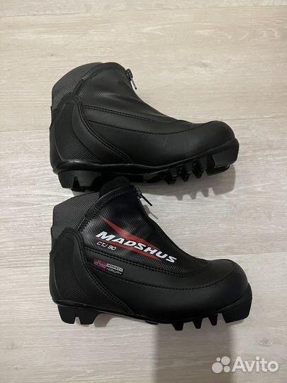 Лыжные ботинки 32 размер