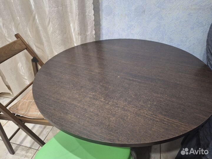 Стол обеденный круглый