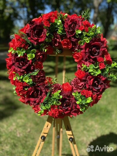 Траурные венки, ленты