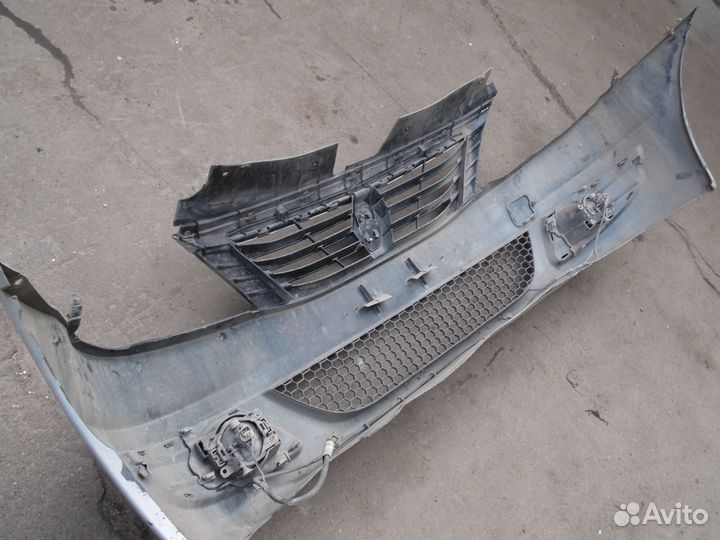 Передний бампер Рено Логан 1