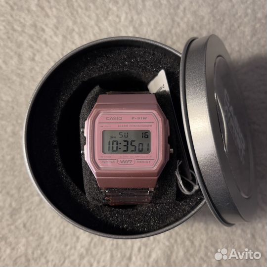 Электронные часы Casio