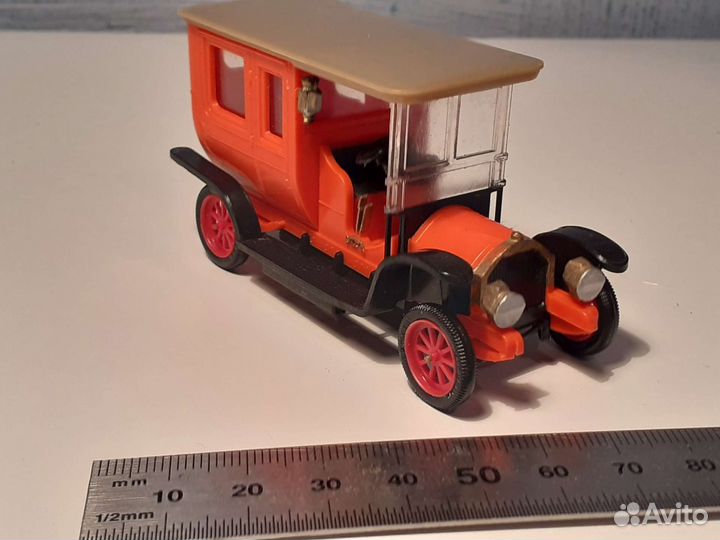 Ретро авто Daimler Benz 1911 1/50