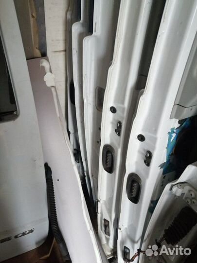 Дверь боковая мерседес вито 639