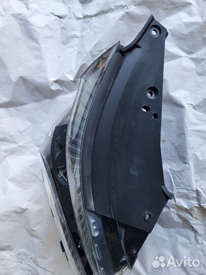 Hyundai santa fe 4 с 20г. Фара правая