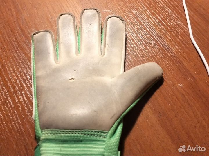 Вратарские перчатки nike