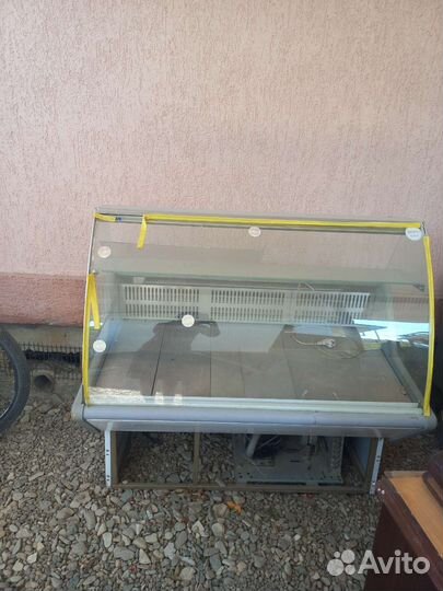 Холодильная витрина бу