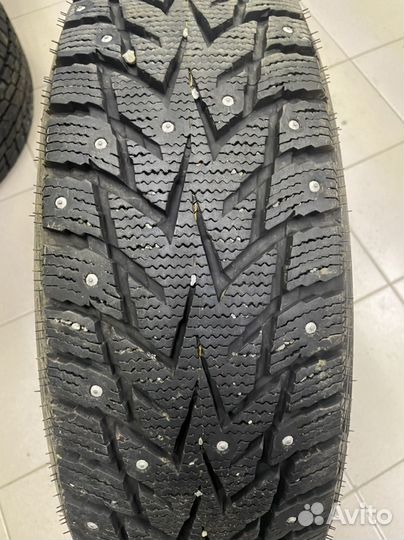 Nexen Winguard WinSpike WS62 SUV 215/70 R16 100T