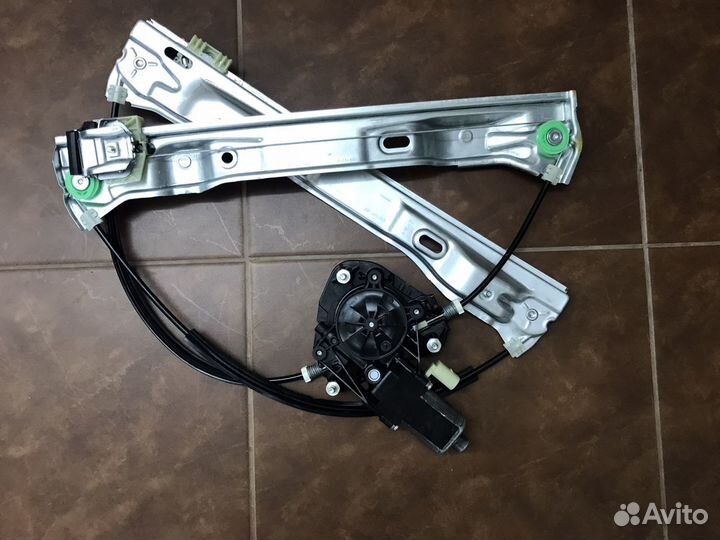 Стеклоподъемник Лада Гранта