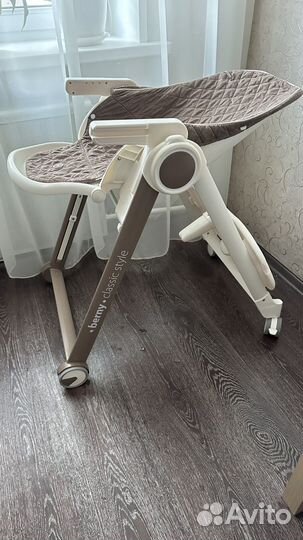 Детский стульчик для кормления happy baby