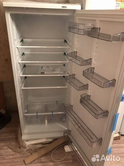 Холодильники Новые. цены разные
