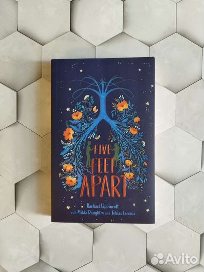 Five Feet Apart. Книга на английском языке