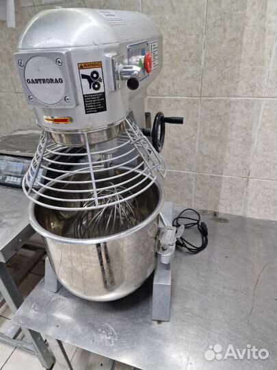 Миксер планетарный