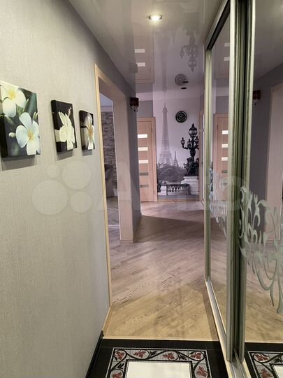 4-к. квартира, 85 м², 4/10 эт.