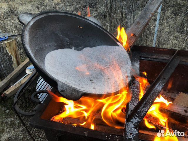 Казан чугунный с печью