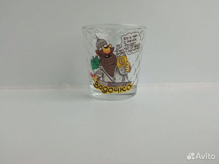 Новая рюмка для водки оригинальная