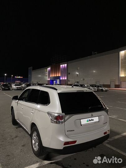 Mitsubishi Outlander 2 CVT, 2013, 249 000 км
