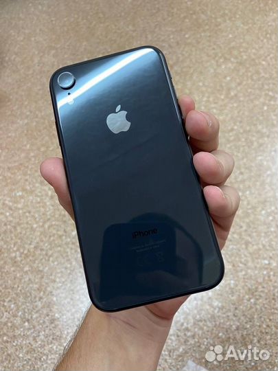 iPhone Xr, 64 ГБ