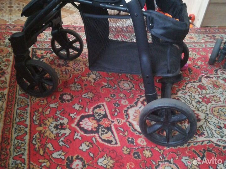 Прогулочная коляска бу