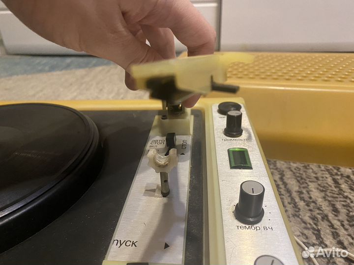 Продается проигрыватель Концертный 304