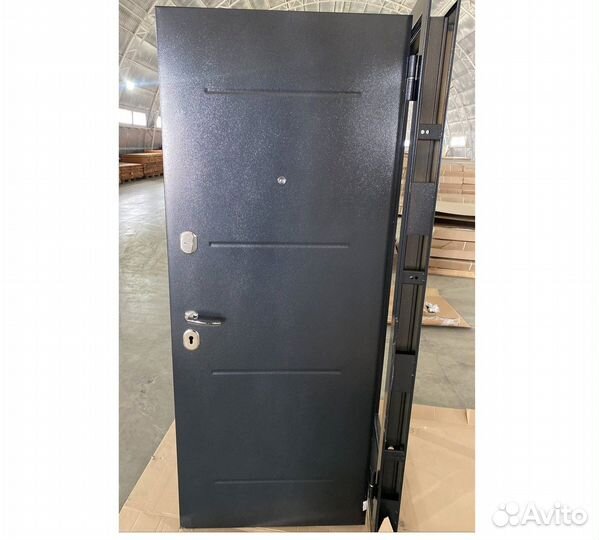 Дверь входная металлическая