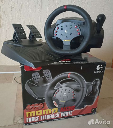 Игровой руль logitech momo racing