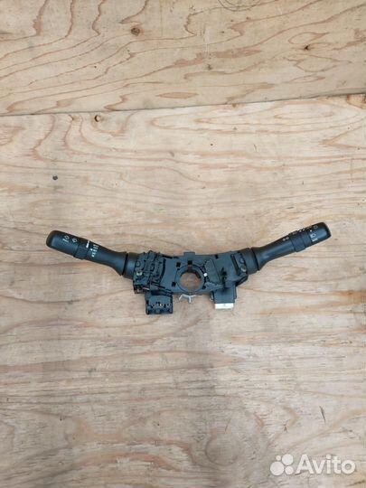 Переключатель подрулевой (стрекоза) Toyota Prius 2