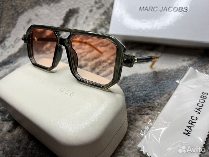 Очки mark jacobs