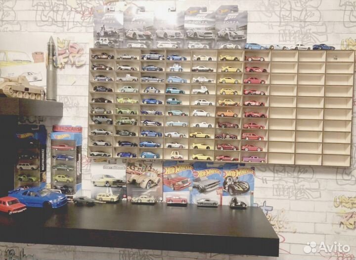 Полка гараж для машинок