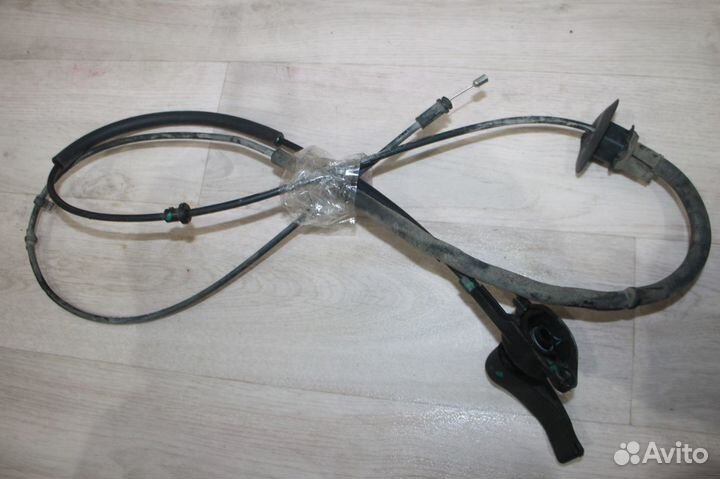 Трос открывания капота Nissan Almera g 15