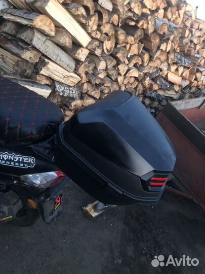 Корф или ящик для скутера