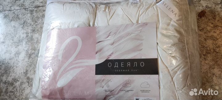 Одеяло пуховое, подушки Тогас 50х70 Покрывало шелк